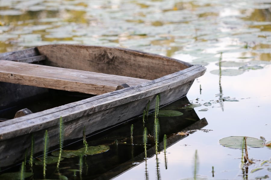 wooden-boat-4395855_1280